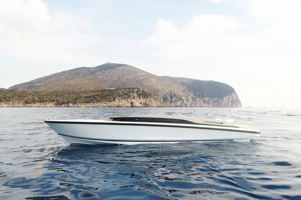 2028 Maori Limo Yacht For Sale in Olbia 2028 Maori Limo Yacht For Sale in Olbia