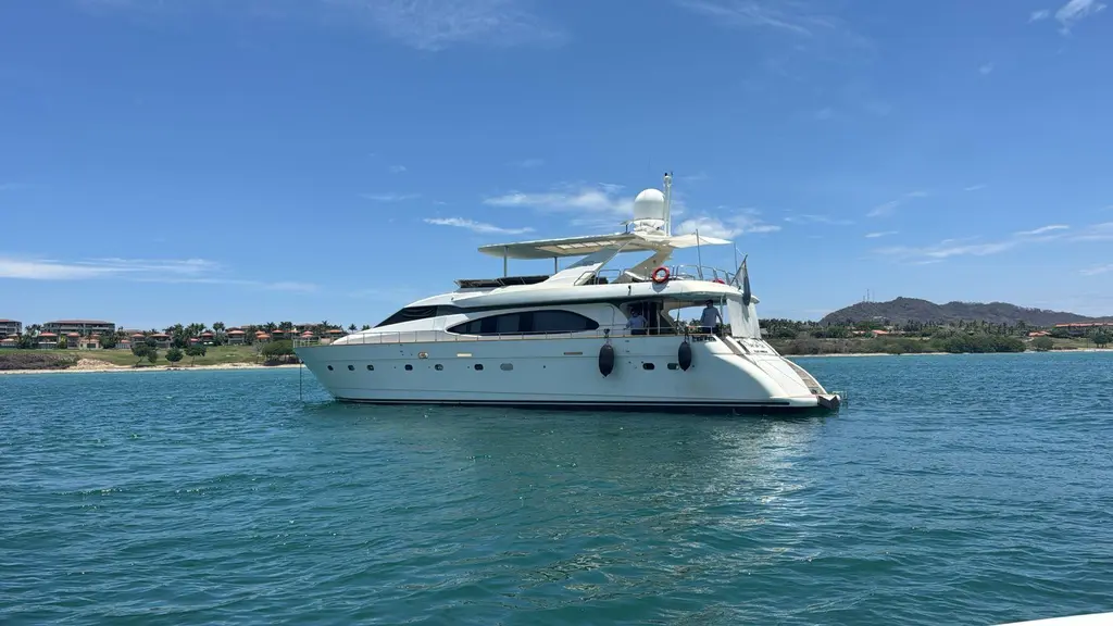 1998 Azimut 85 Ultimate Yacht For Sale in Puerto Vallarta 1998 Azimut 85 Ultimate Yacht For Sale in Puerto Vallarta