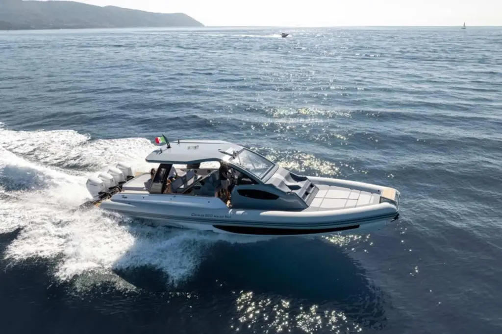 2026 CAYMAN 50 HARDTOP Yacht For Sale in Miami FL 2026 CAYMAN 50 HARDTOP Yacht For Sale in Miami FL