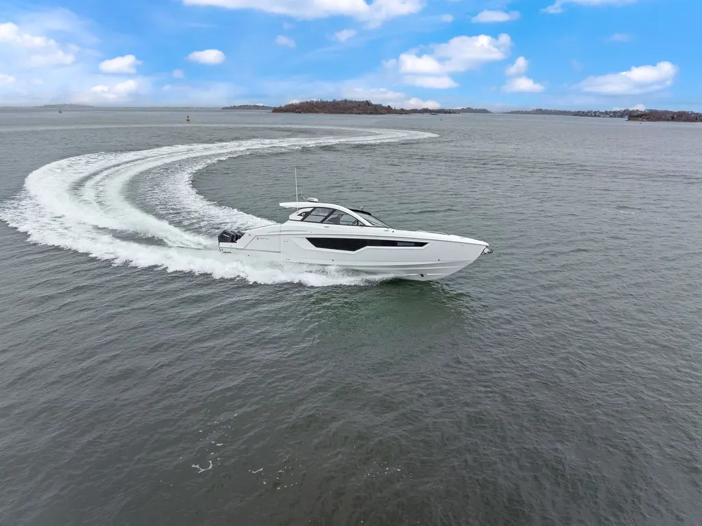 2026 Cruisers Yachts 50 GLS Yacht For Sale in Quincy MA 2026 Cruisers Yachts 50 GLS Yacht For Sale in Quincy MA