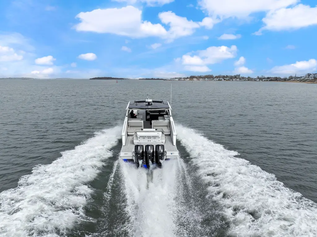 2026 Cruisers Yachts 50 GLS Yacht For Sale in Quincy MA 2026 Cruisers Yachts 50 GLS Yacht For Sale in Quincy MA