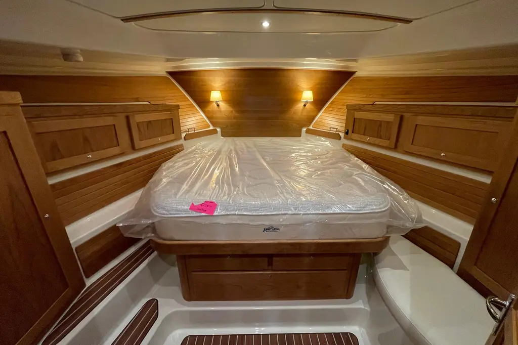 2026 Back Cove 372 Yacht For Sale in Sandusky OH 2026 Back Cove 372 Yacht For Sale in Sandusky OH