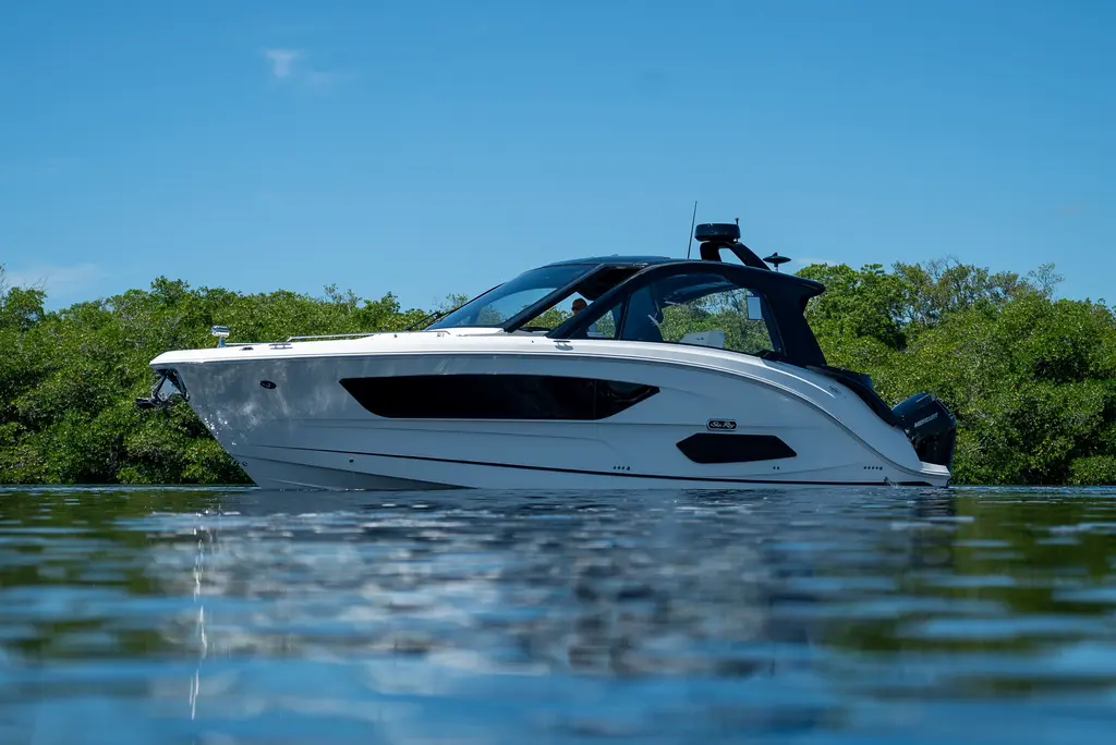 2026 Sea Ray Sundancer 370 Outboard Yacht For Sale in Fort Myers FL 2026 Sea Ray Sundancer 370 Outboard Yacht For Sale in Fort Myers FL
