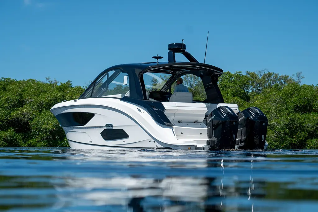 2026 Sea Ray Sundancer 370 Outboard Yacht For Sale in Fort Myers FL 2026 Sea Ray Sundancer 370 Outboard Yacht For Sale in Fort Myers FL