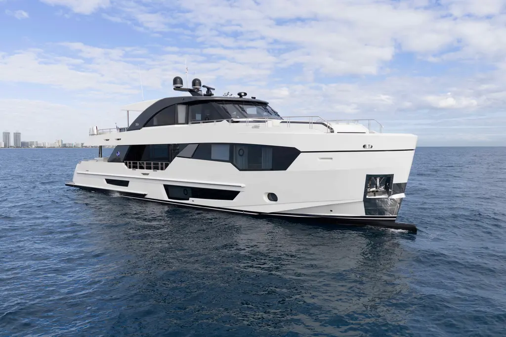 2026 Ocean Alexander 30R Yacht For Sale in Pompano Beach FL 2026 Ocean Alexander 30R Yacht For Sale in Pompano Beach FL
