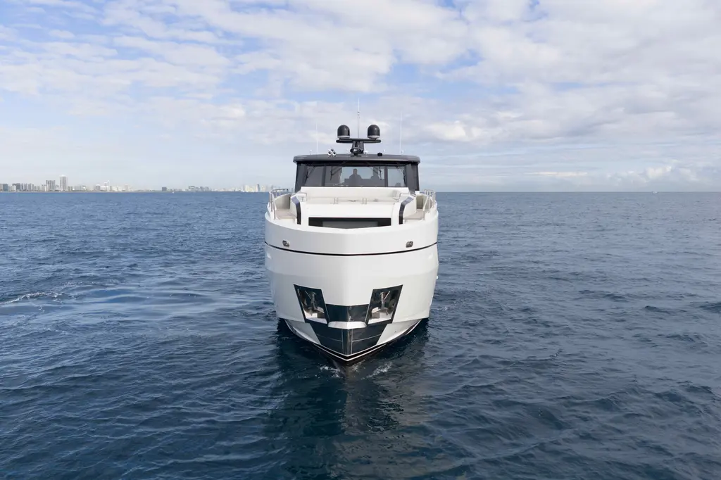 2026 Ocean Alexander 30R Yacht For Sale in Pompano Beach FL 2026 Ocean Alexander 30R Yacht For Sale in Pompano Beach FL