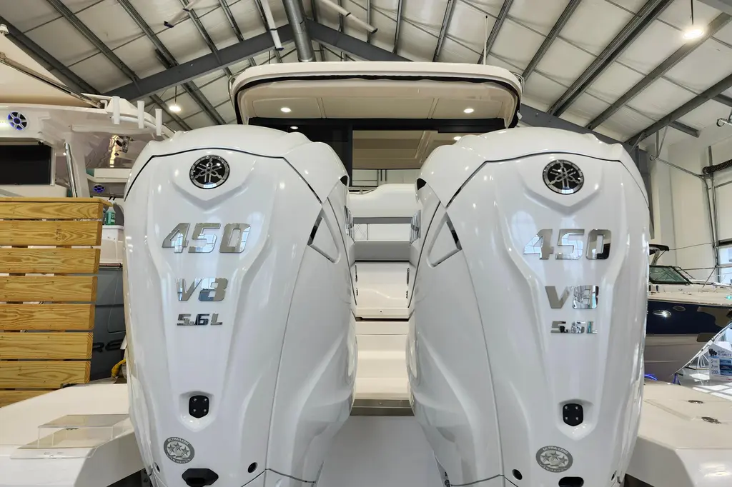 2026 Regal 36 XO Yacht For Sale in Pasadena MD 2026 Regal 36 XO Yacht For Sale in Pasadena MD