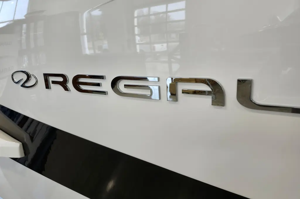2026 Regal 36 XO Yacht For Sale in Pasadena MD 2026 Regal 36 XO Yacht For Sale in Pasadena MD