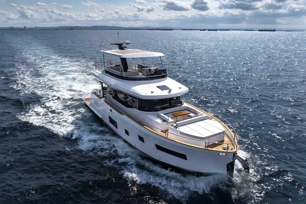  2027 Sirena 60 Yacht For Sale in Chicago IL