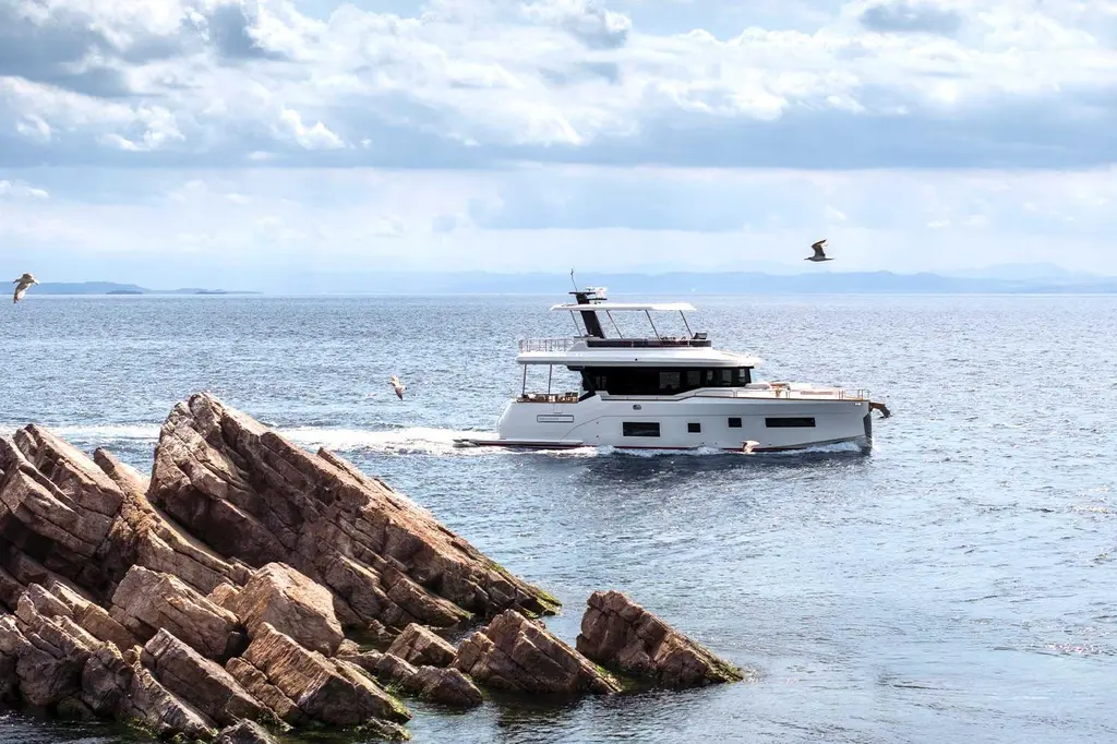 2027 Sirena 60 Yacht For Sale in Muskegon MI 2027 Sirena 60 Yacht For Sale in Muskegon MI