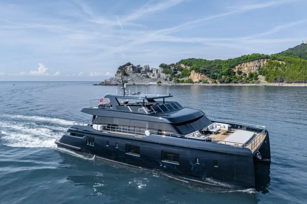 Petite Belle 2025 SUNREEF YACHTS 100 Power Yacht For Sale in Pisa IT-PI Petite Belle 2025 SUNREEF YACHTS 100 Power Yacht For Sale in Pisa IT-PI