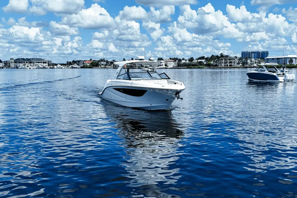 2025 Sea Ray SLX 400 Outboard Yacht For Sale in Naples FL 2025 Sea Ray SLX 400 Outboard Yacht For Sale in Naples FL