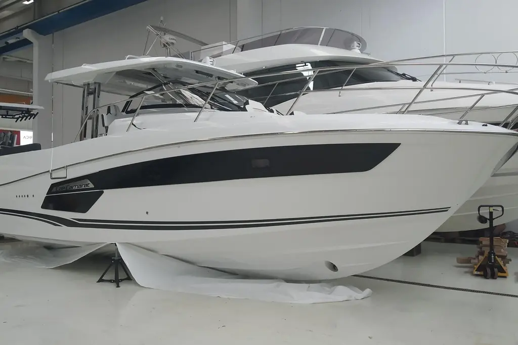 2023 Jeanneau Cap Camarat 12.5 WA Yacht For Sale in Empuriabrava ES-GI 2023 Jeanneau Cap Camarat 12.5 WA Yacht For Sale in Empuriabrava ES-GI