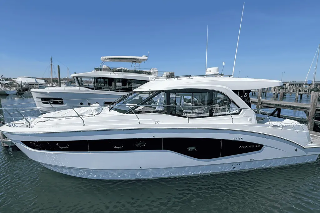2026 beneteau antares 12 coupe in stock south dartmouth massachusetts for sale