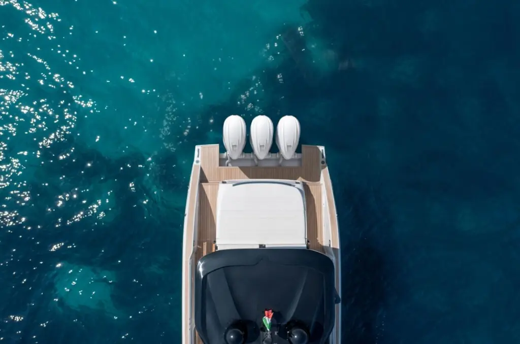 2026 Invictus TT420S Yacht For Sale in Beaulieu-sur-Mer 06 2026 Invictus TT420S Yacht For Sale in Beaulieu-sur-Mer 06