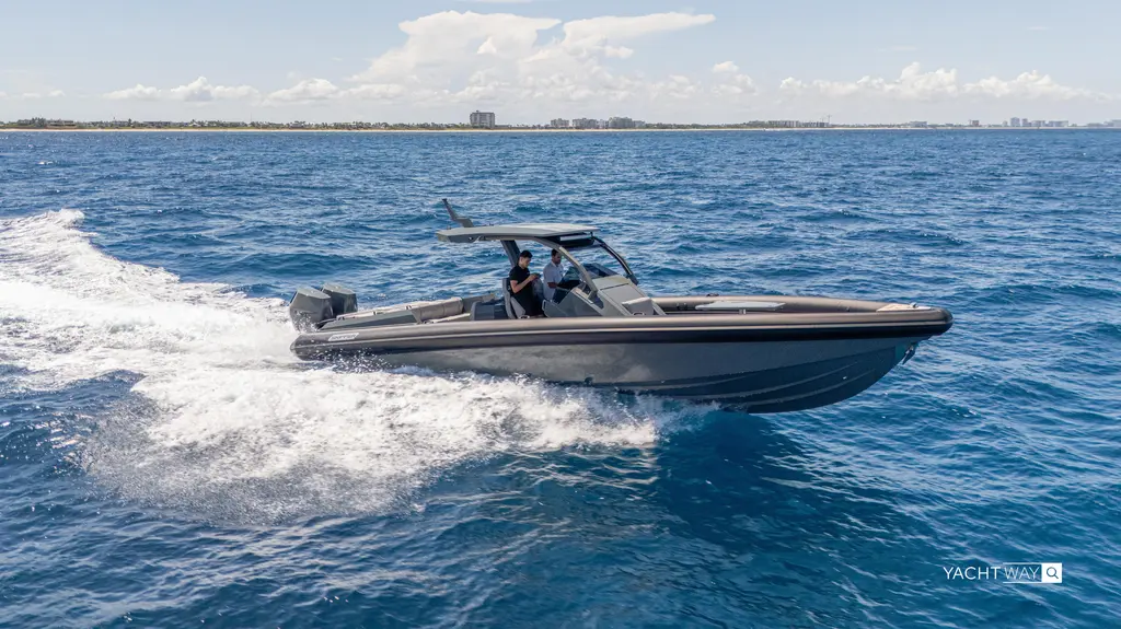 NEW 2025 Skipper 38 Twin Mercury 400 - Sunbed Ed 2025 38NC Yacht For Sale in Sag Harbor NY NEW 2025 Skipper 38 Twin Mercury 400 - Sunbed Ed 2025 38NC Yacht For Sale in Sag Harbor NY