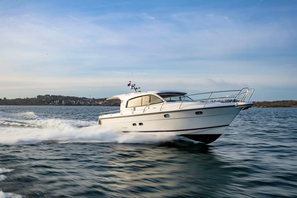 2026 Nimbus 405 Coupe Yacht For Sale in Colchester E15 2026 Nimbus 405 Coupe Yacht For Sale in Colchester E15