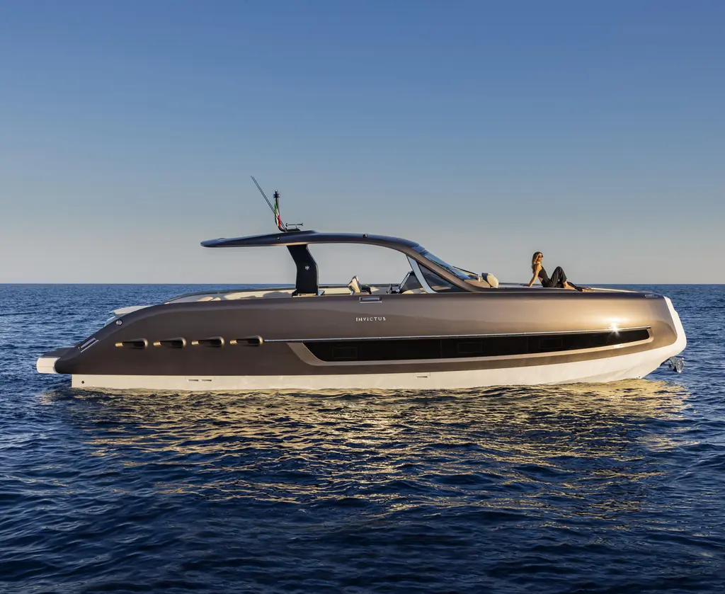 2026 Invictus TT460 Yacht For Sale in Punta Ala IT-GR 2026 Invictus TT460 Yacht For Sale in Punta Ala IT-GR