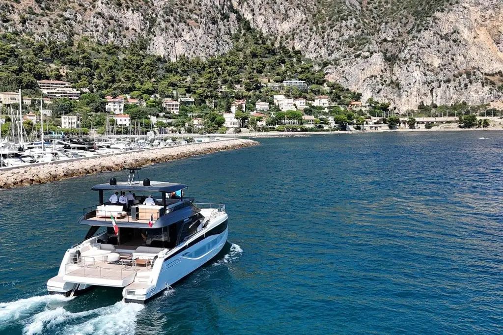 2026 Prestige M7 Yacht For Sale in Hy?res 83 2026 Prestige M7 Yacht For Sale in Hy?res 83
