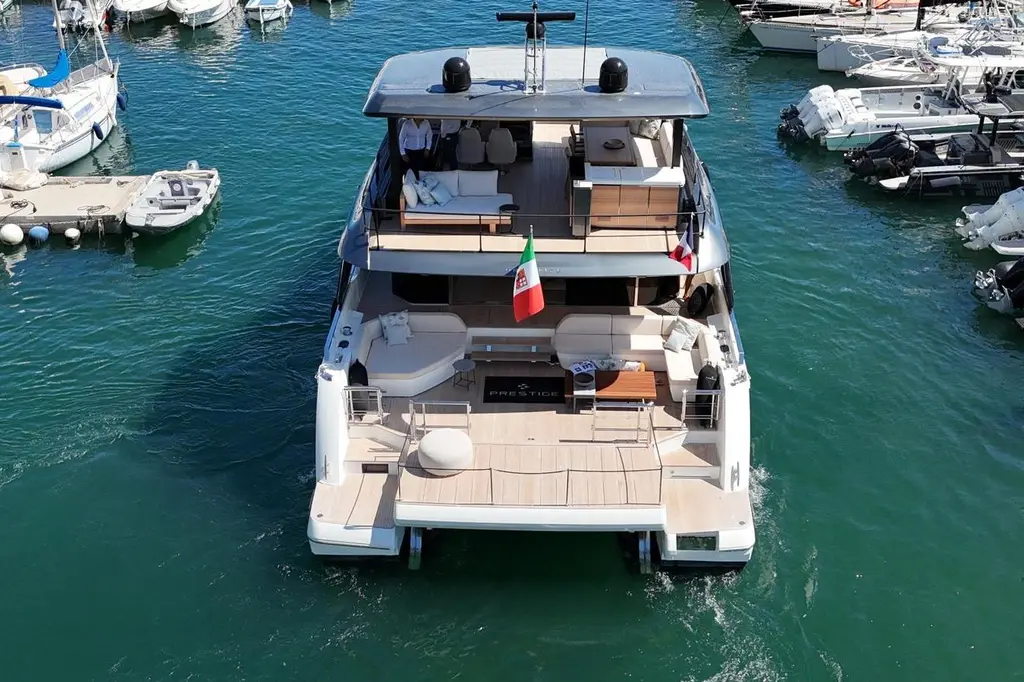 2026 Prestige M7 Yacht For Sale in Hy?res 83 2026 Prestige M7 Yacht For Sale in Hy?res 83