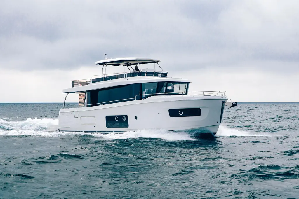 2026 Beneteau Swift Trawler 54 Yacht For Sale in New Rochelle NY 2026 Beneteau Swift Trawler 54 Yacht For Sale in New Rochelle NY