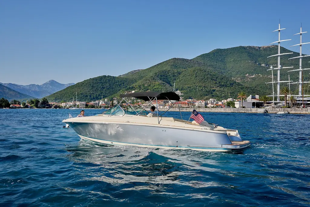 2025 Chris-Craft Launch 31 GT Yacht For Sale in Tivat 2025 Chris-Craft Launch 31 GT Yacht For Sale in Tivat