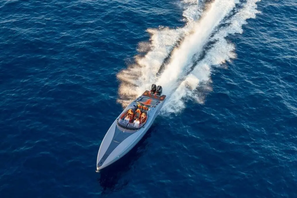  2027 Canados 411 Gladiator Carbon Series Yacht For Sale in Miami FL