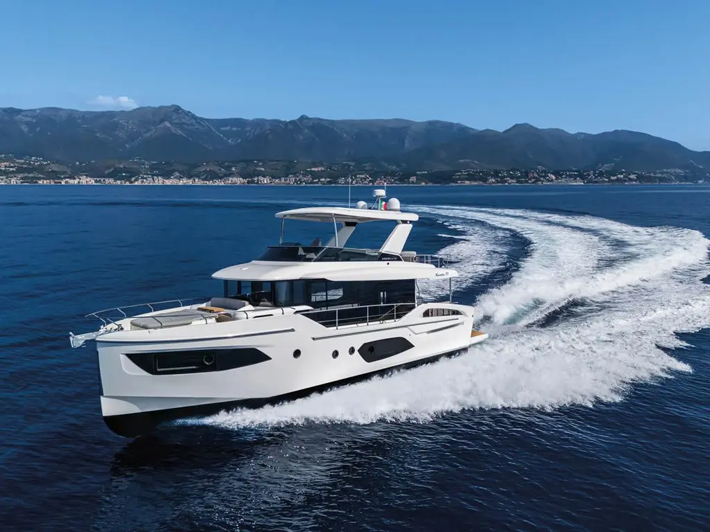  2025 Absolute Yachts Navetta 53 Yacht For Sale in Singapore 