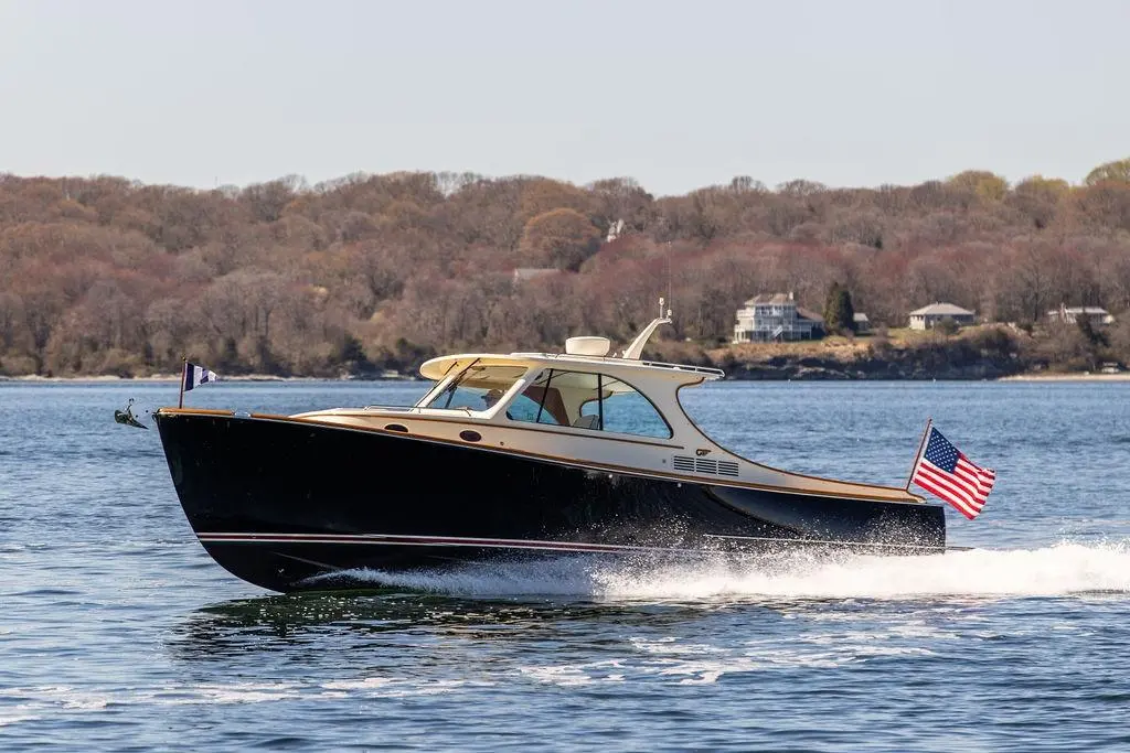 BOUFFALO 2014 Hinckley Talaria 34 Yacht For Sale in Larchmont NY BOUFFALO 2014 Hinckley Talaria 34 Yacht For Sale in Larchmont NY