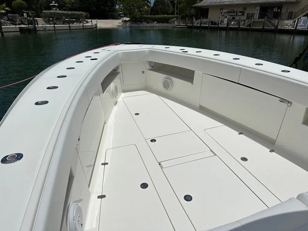 THE PEACEKEEPER 2018 SeaVee 390Z Yacht For Sale in Miami FL THE PEACEKEEPER 2018 SeaVee 390Z Yacht For Sale in Miami FL
