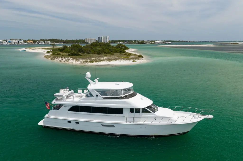 HAVLIAH 2004 Hatteras 75 Sport Deck Motor Yacht Yacht For Sale in Orange Beach AL HAVLIAH 2004 Hatteras 75 Sport Deck Motor Yacht Yacht For Sale in Orange Beach AL