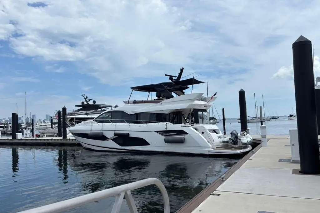 AKTUN 2021 Sunseeker Manhattan 68 Yacht For Sale in Progreso AKTUN 2021 Sunseeker Manhattan 68 Yacht For Sale in Progreso