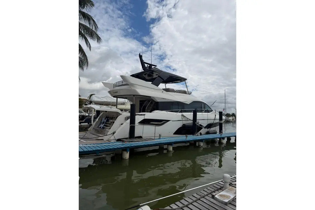 AKTUN 2021 Sunseeker Manhattan 68 Yacht For Sale in Progreso AKTUN 2021 Sunseeker Manhattan 68 Yacht For Sale in Progreso