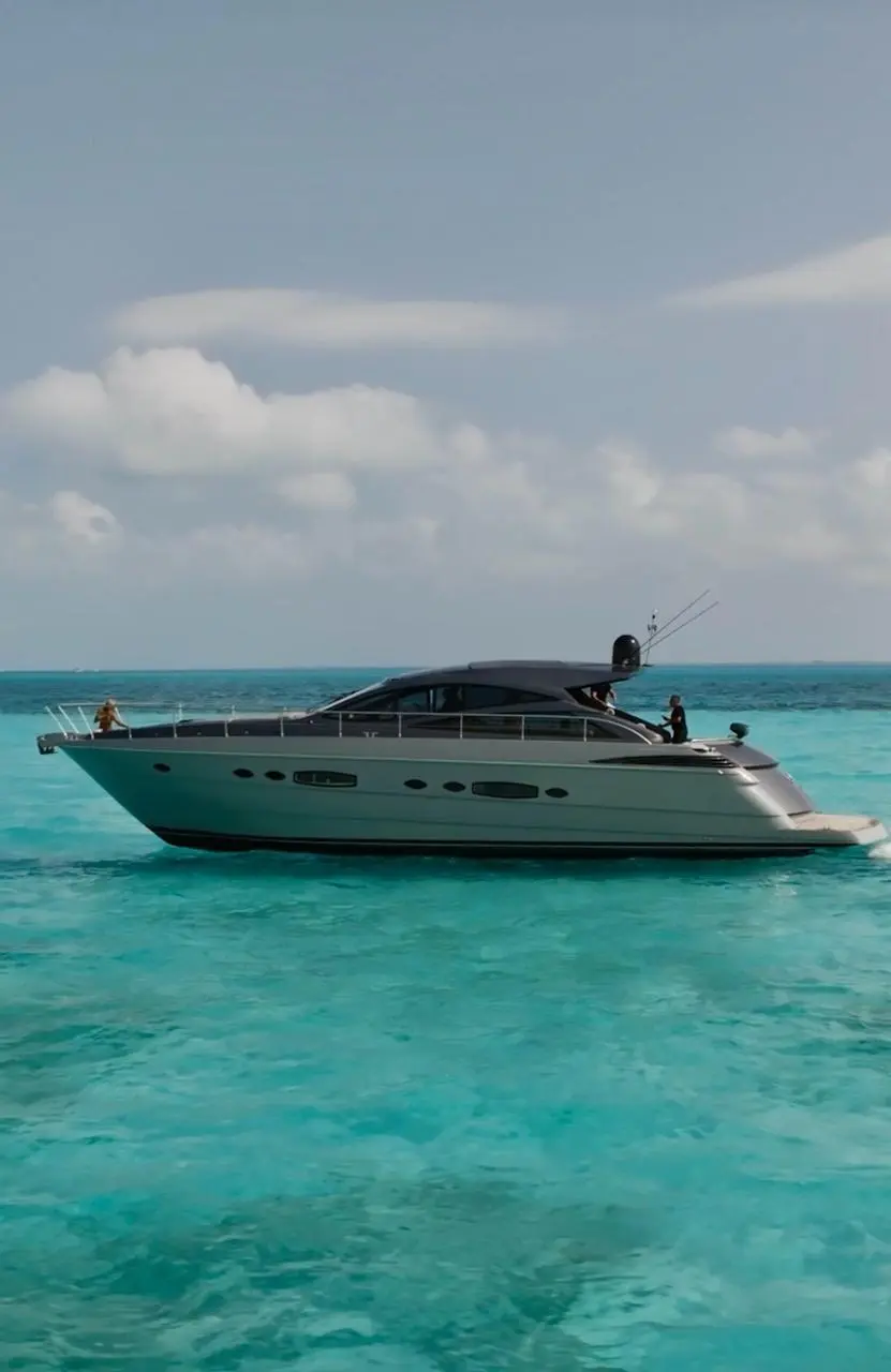 LUPO 2009 Pershing 56 Yacht For Sale in Canc&uacute;n 