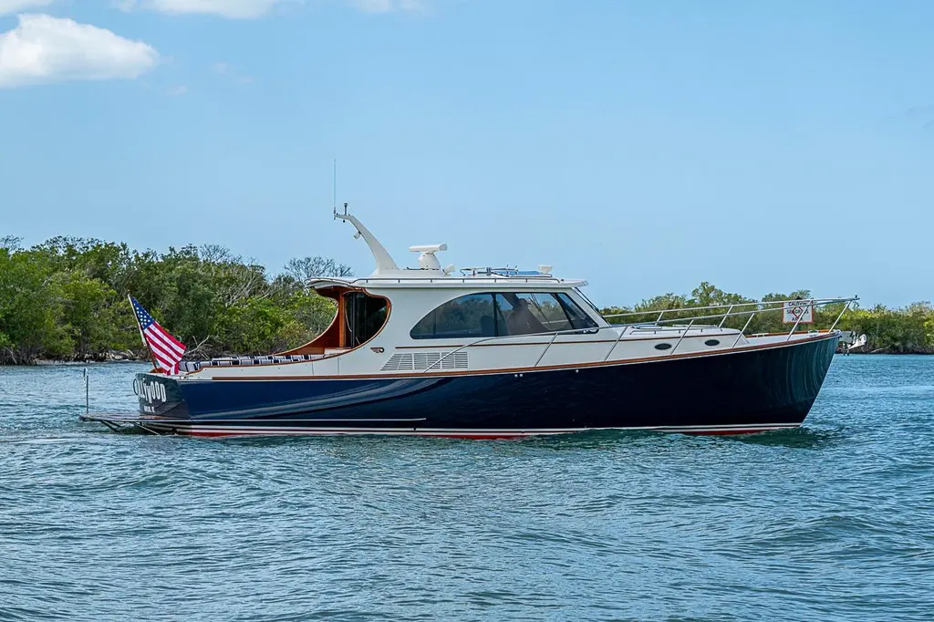 Lollywood 2021 Hinckley Talaria 43 Yacht For Sale in Naples FL Lollywood 2021 Hinckley Talaria 43 Yacht For Sale in Naples FL