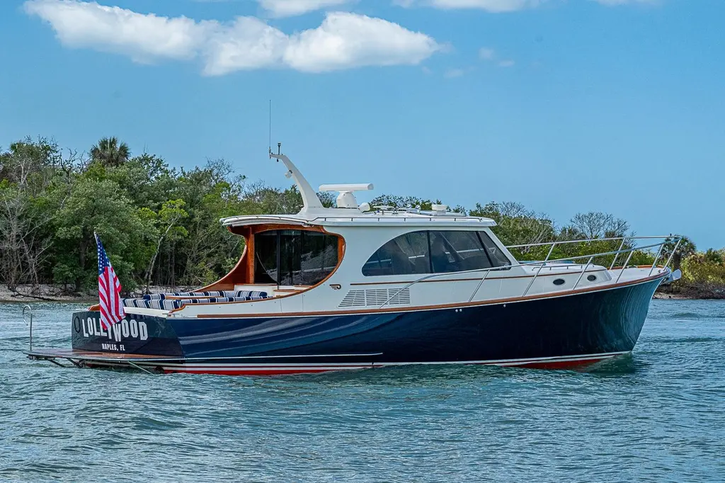 Lollywood 2021 Hinckley Talaria 43 Yacht For Sale in Naples FL Lollywood 2021 Hinckley Talaria 43 Yacht For Sale in Naples FL
