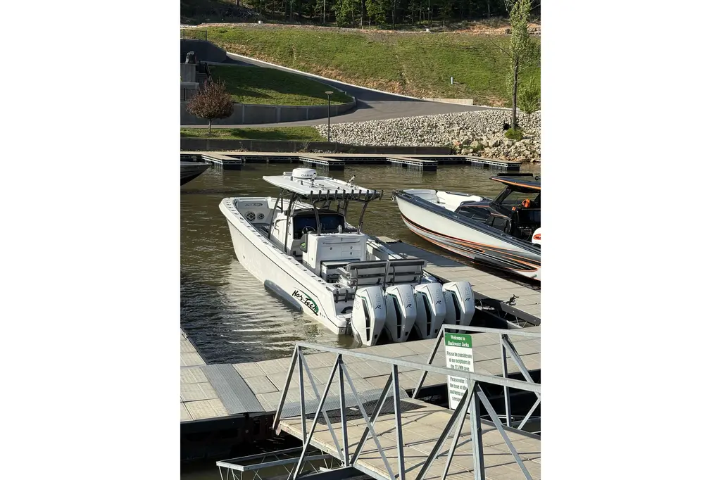 2022 Nor-Tech 390 Sport Center Console Yacht For Sale in Sunrise Beach MO 2022 Nor-Tech 390 Sport Center Console Yacht For Sale in Sunrise Beach MO