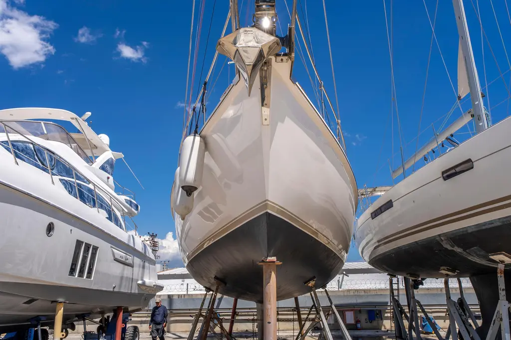 2010 Amel 54 Yacht For Sale in Fethiye 2010 Amel 54 Yacht For Sale in Fethiye