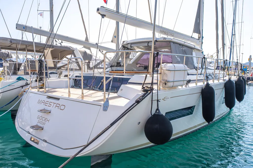  2019 Amel 50 Yacht For Sale in Fethiye 