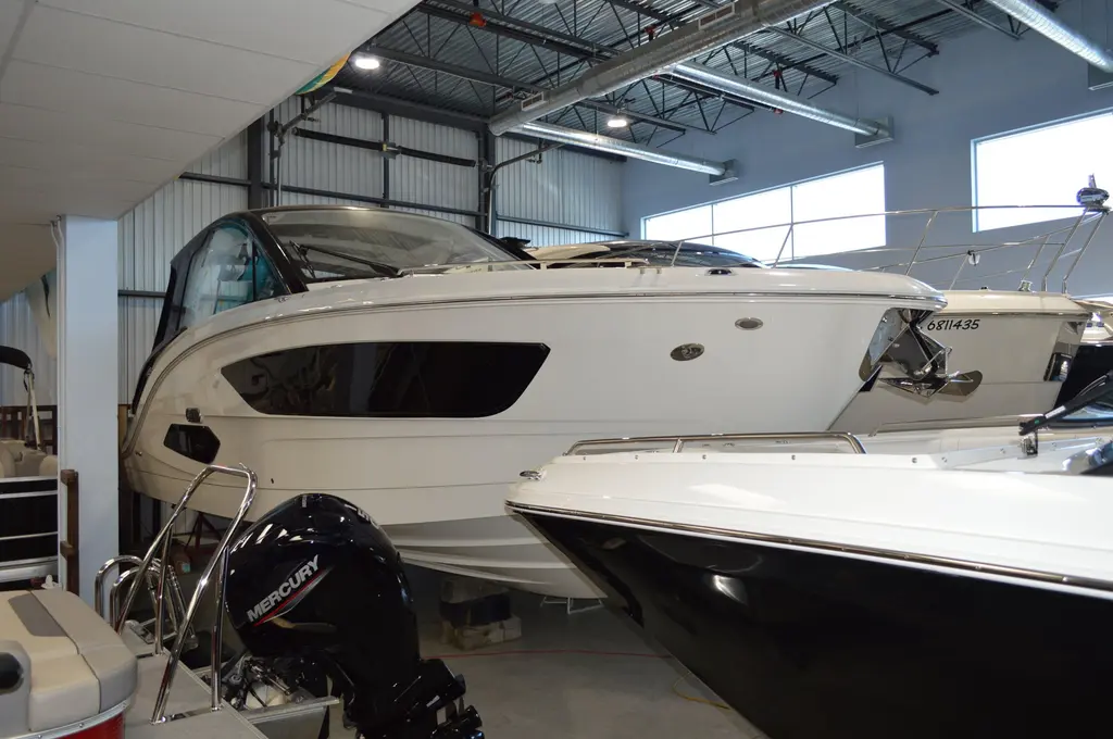2023 Sea Ray Sundancer 370 Outboard Yacht For Sale in Varennes QC 2023 Sea Ray Sundancer 370 Outboard Yacht For Sale in Varennes QC