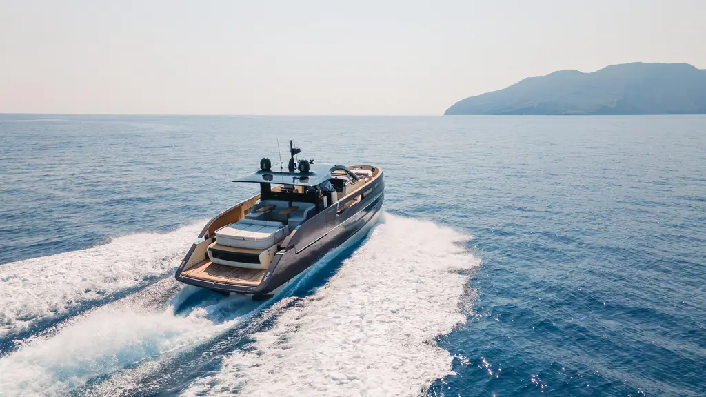 2026 Invictus TT550 Yacht For Sale in Dubai 2026 Invictus TT550 Yacht For Sale in Dubai