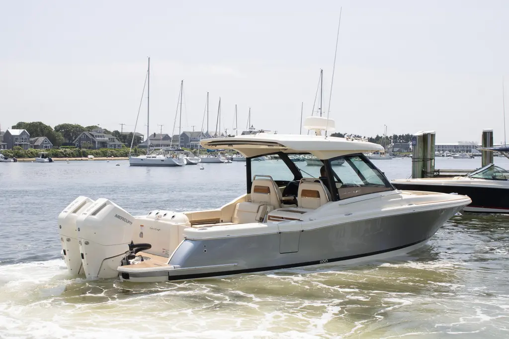  2025 Chris-Craft Calypso 32 Yacht For Sale in Falmouth MA