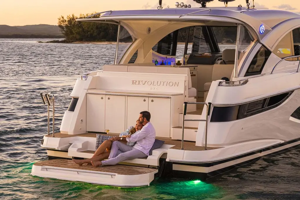 2026 Riviera 4300 Sport Express Yacht For Sale in Sandusky OH 2026 Riviera 4300 Sport Express Yacht For Sale in Sandusky OH