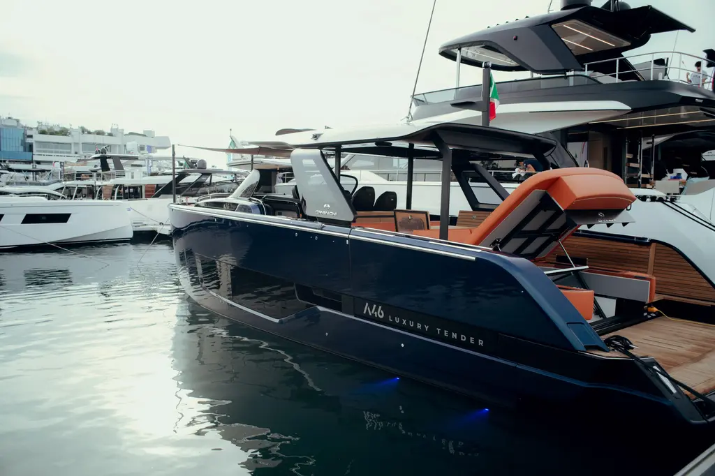 2025 Cranchi A46 Luxury Tender Yacht For Sale in Piantedo IT-SO 2025 Cranchi A46 Luxury Tender Yacht For Sale in Piantedo IT-SO