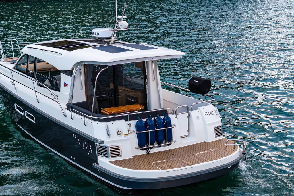 VIVA 2022 Nimbus 365 Coupe Yacht For Sale in Anacortes WA VIVA 2022 Nimbus 365 Coupe Yacht For Sale in Anacortes WA