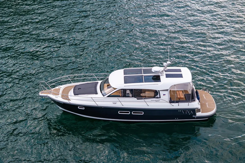 VIVA 2022 Nimbus 365 Coupe Yacht For Sale in Anacortes WA VIVA 2022 Nimbus 365 Coupe Yacht For Sale in Anacortes WA