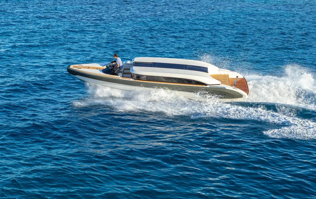 2026 Onda 321 LIMO Yacht For Sale in GLYFADA 2026 Onda 321 LIMO Yacht For Sale in GLYFADA