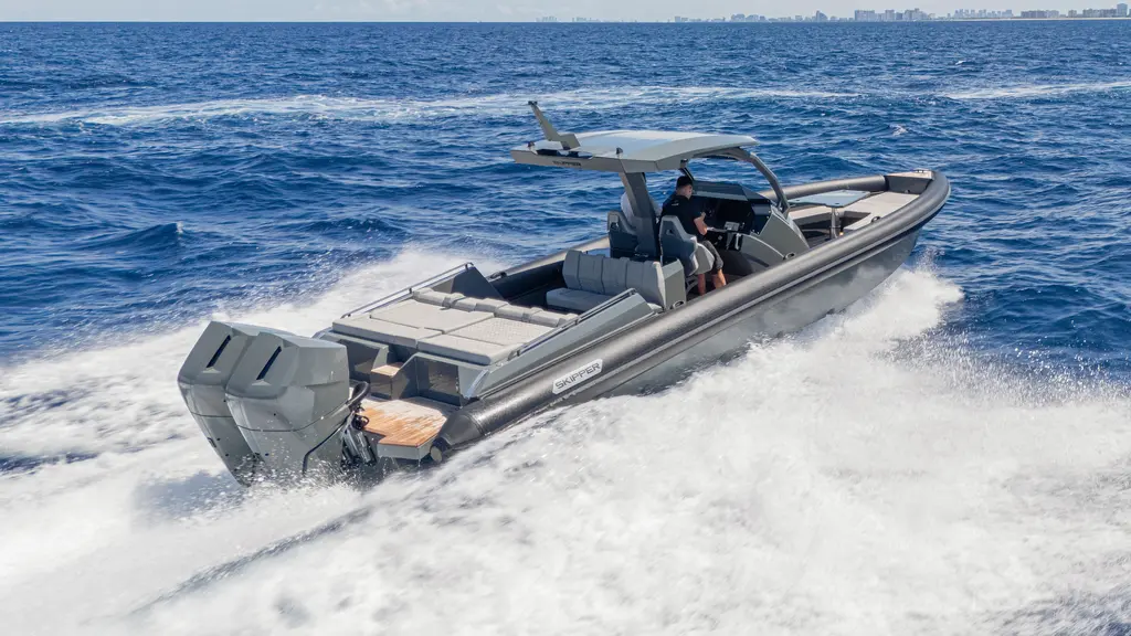 Skipper 38 Twin Mercury 400 Verado - Sunbed Ed 2025 38 Yacht For Sale in Sag Harbor NY Skipper 38 Twin Mercury 400 Verado - Sunbed Ed 2025 38 Yacht For Sale in Sag Harbor NY