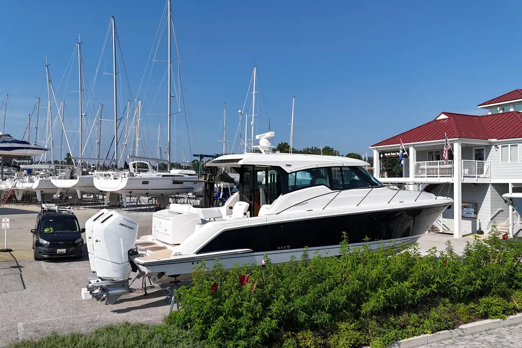 2026 Tiara Yachts 43 LE Yacht For Sale in Annapolis MD 2026 Tiara Yachts 43 LE Yacht For Sale in Annapolis MD