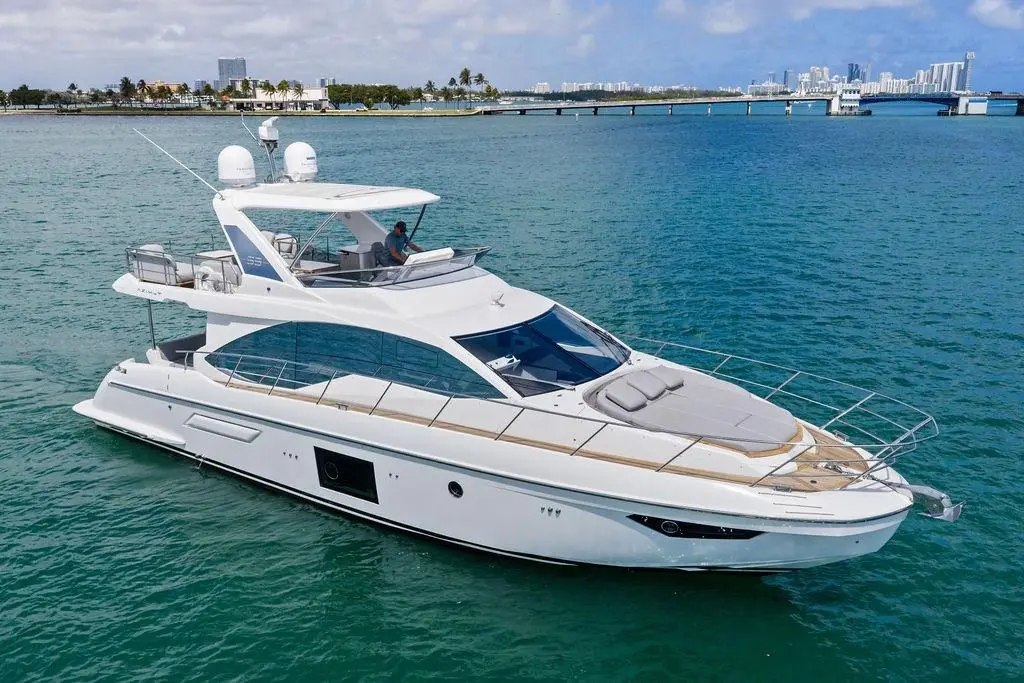 2019 azimut 55 mi boat aventura florida for sale
